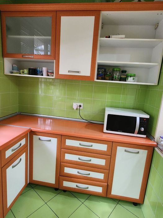 Продается кухонный гарнитур