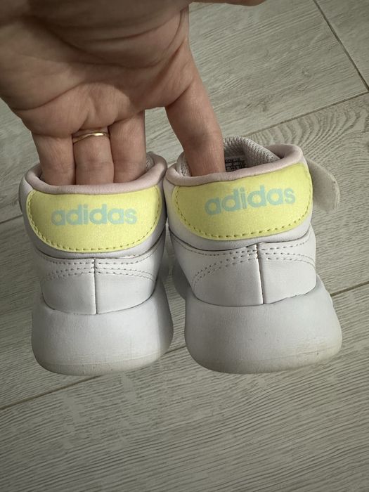 Маратонки ADIDAS Grand Court MID I - бъбъл - размер 25