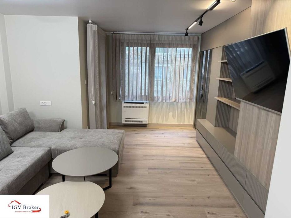 Дава се под наем Двустаен апартамент в София, Лозенец - 70 кв.м за 997.05 € - Снимка #1