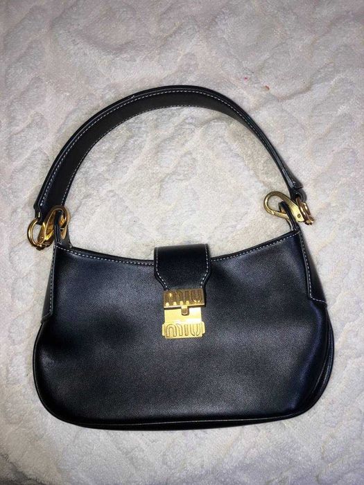 сумка MIU MIU новая.