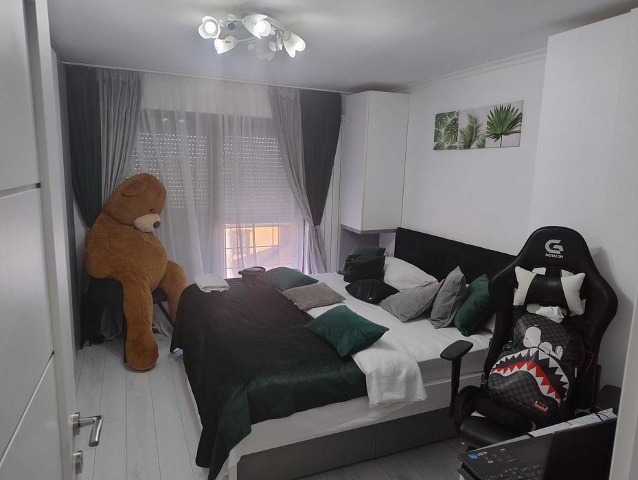 Casa 4 camere lux, Paleu