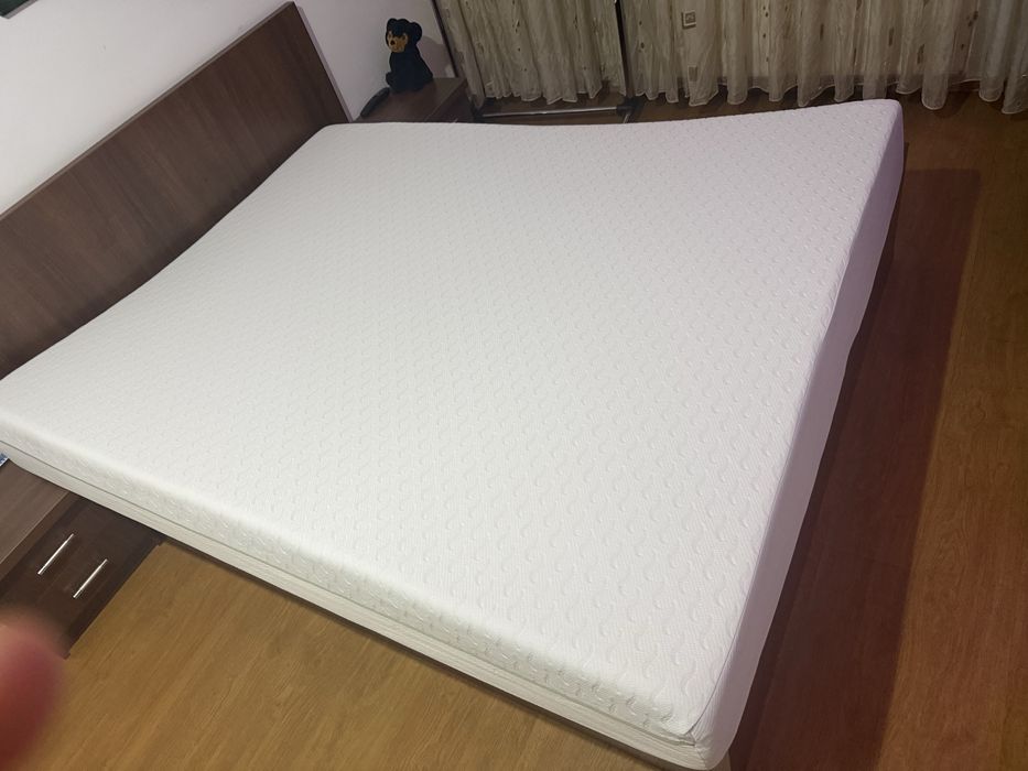 Saltea 160x200 jysc NOUA cu spuma cu memorie
