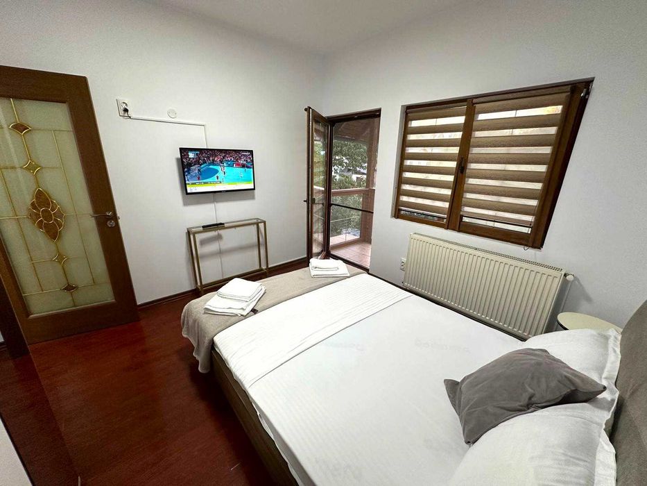 VILĂ de inchiriat în regim Hotelier - CHRIS MOUNTAIN RETREAT