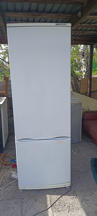 Продам холодильник
