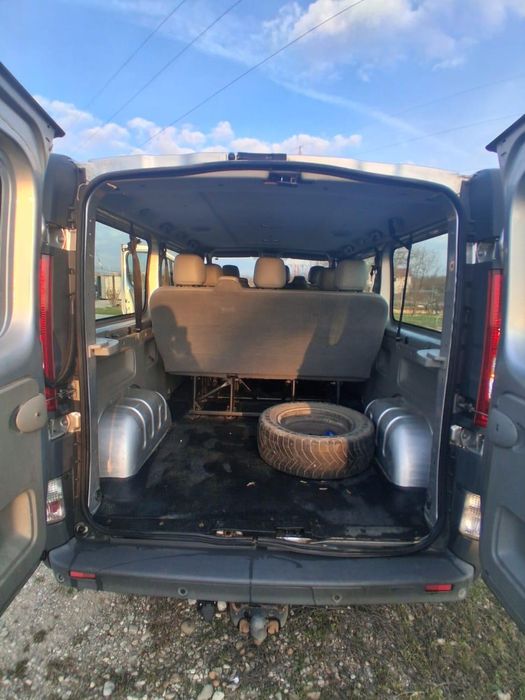 Opel vivaro 2.0 diesel 114 cp
