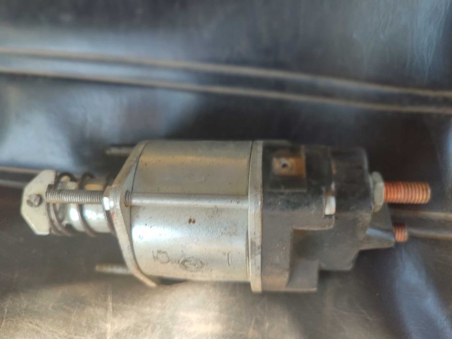 Продам   тормозной цилиндр и другие зап. части