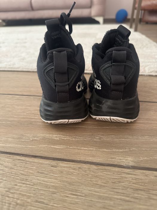 Детски обувки Adidas – номер 30