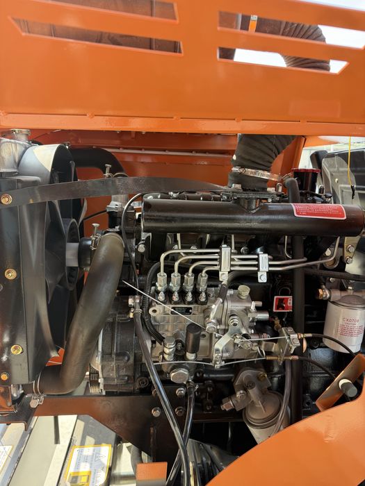 Дизельный  Погрузчик JL906 4 поршен