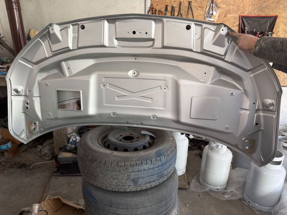 Преден капак за Mercedes sprinter W907 W910