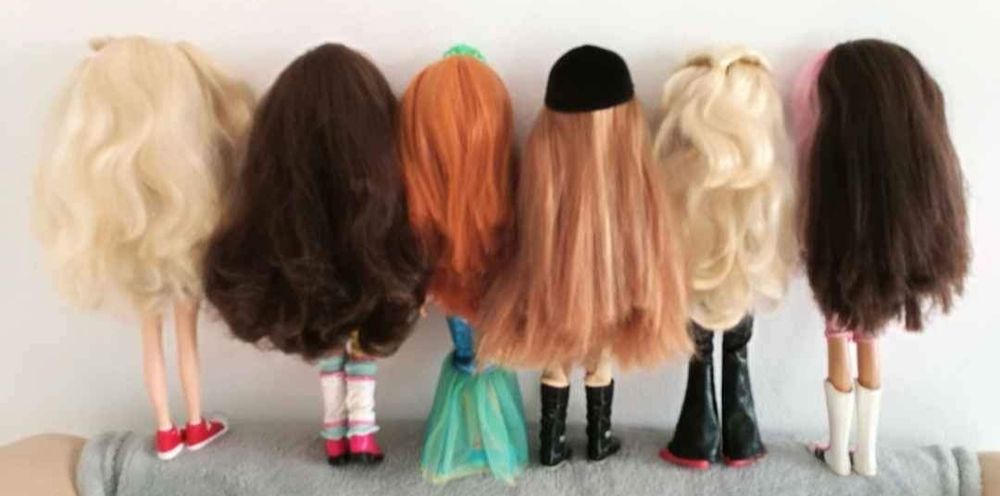 Păpuși moxie  barbie mga