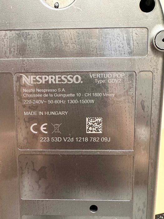Кафемашина Nespresso Vertuo Pop, перфектно състояние
