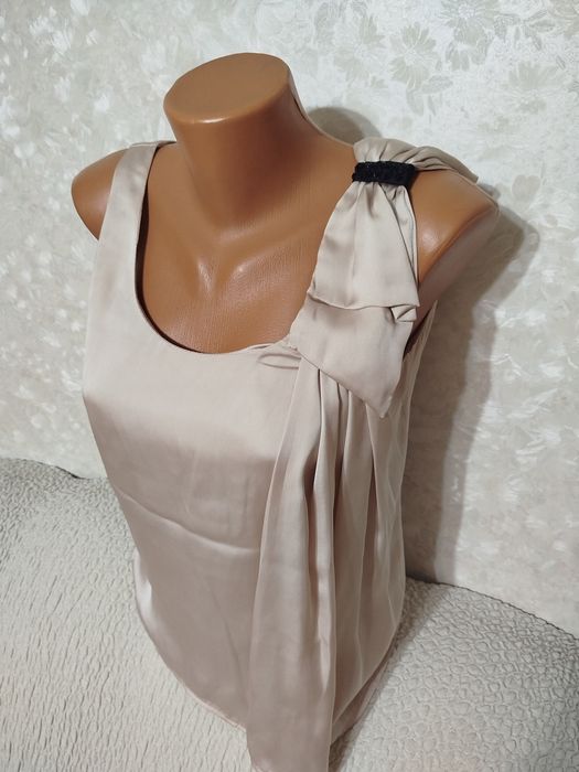 Set format din 2 tricouri fara mânecă elegante
