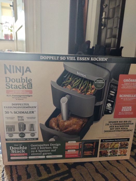 Air fryer Ninja double stack nou.