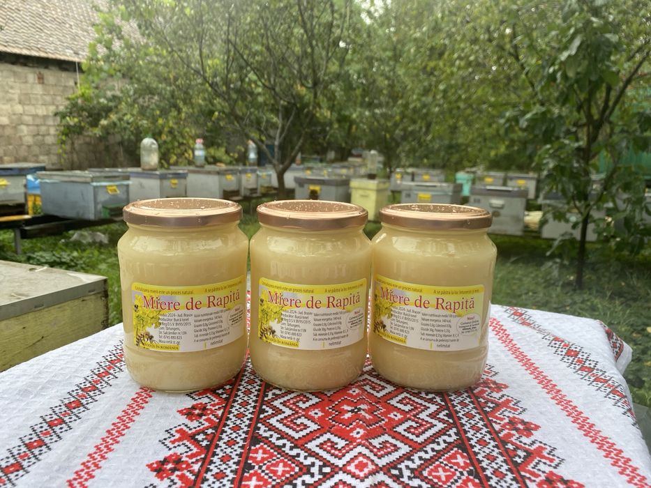 Miere de albine-direct de la producator