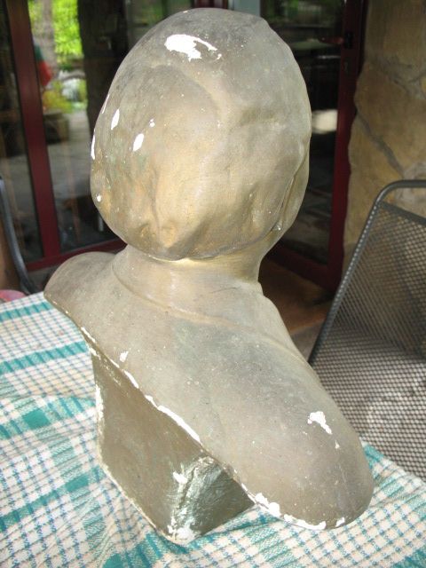 Бюст на другаря Георги Димитров-вожд и учител на българския народ.