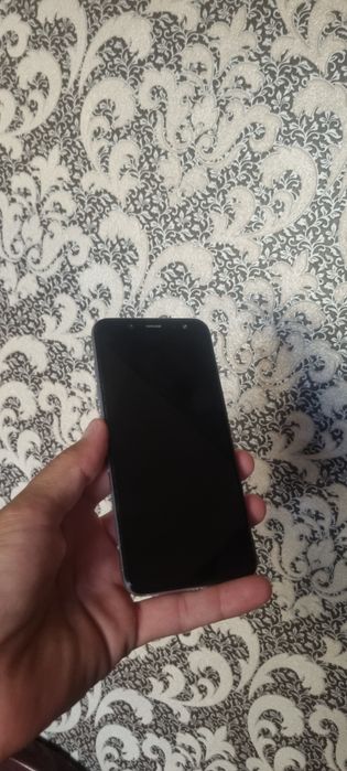 Samsung a6 sotiladi