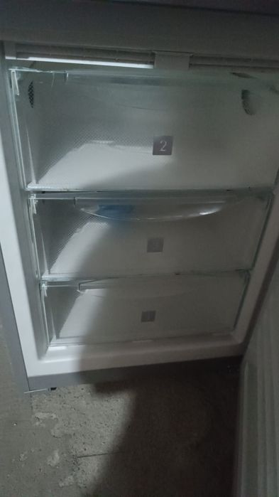 Продам холодильник бу