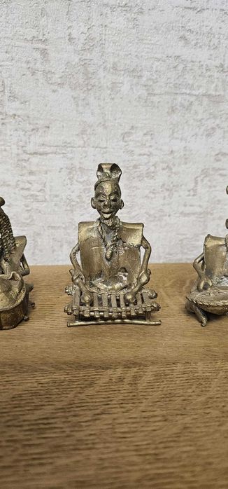 Lot 3 statuete africane
