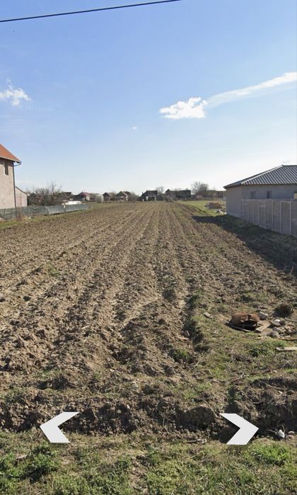 Vand parcela intravilan