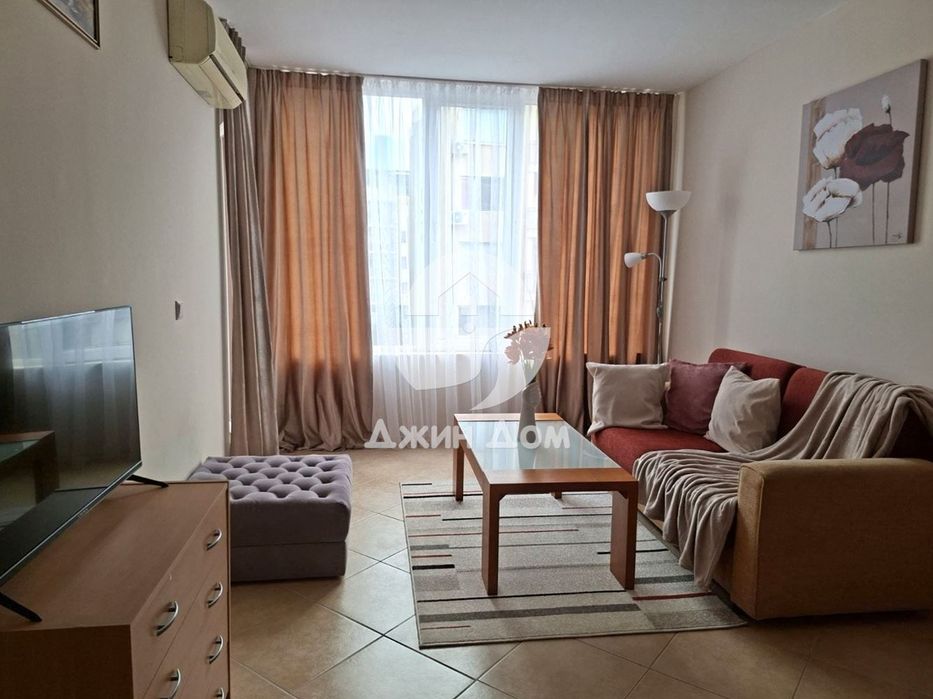 Просторен двустаен апартамент в к-с „Сънсет Бийч 4“, к.к. Слънчев бряг