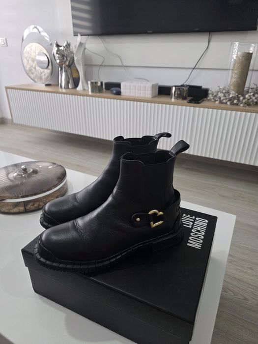 Cizme Love Moschino Nr 40 Noi In Cutie