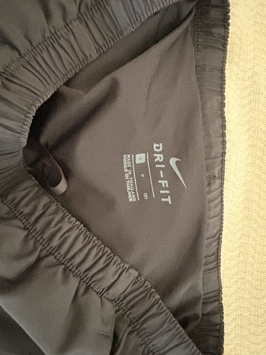 Nike къси панталони