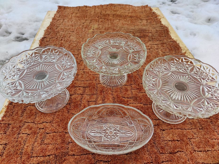 Fructiere din sticlă