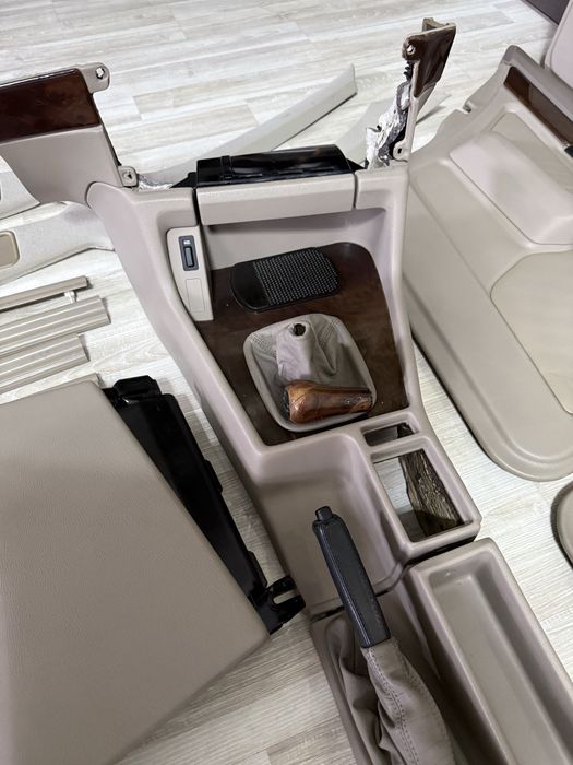 Бежевый салон на бмв е34