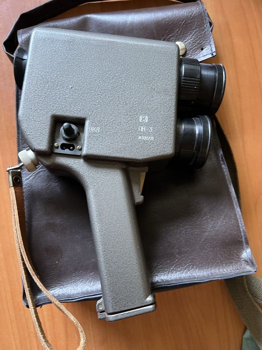 Dispozitiv monocular militar de vere pe timp de noaapte