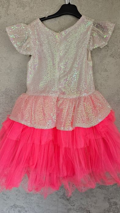 Платье на девочку 6-8 лет