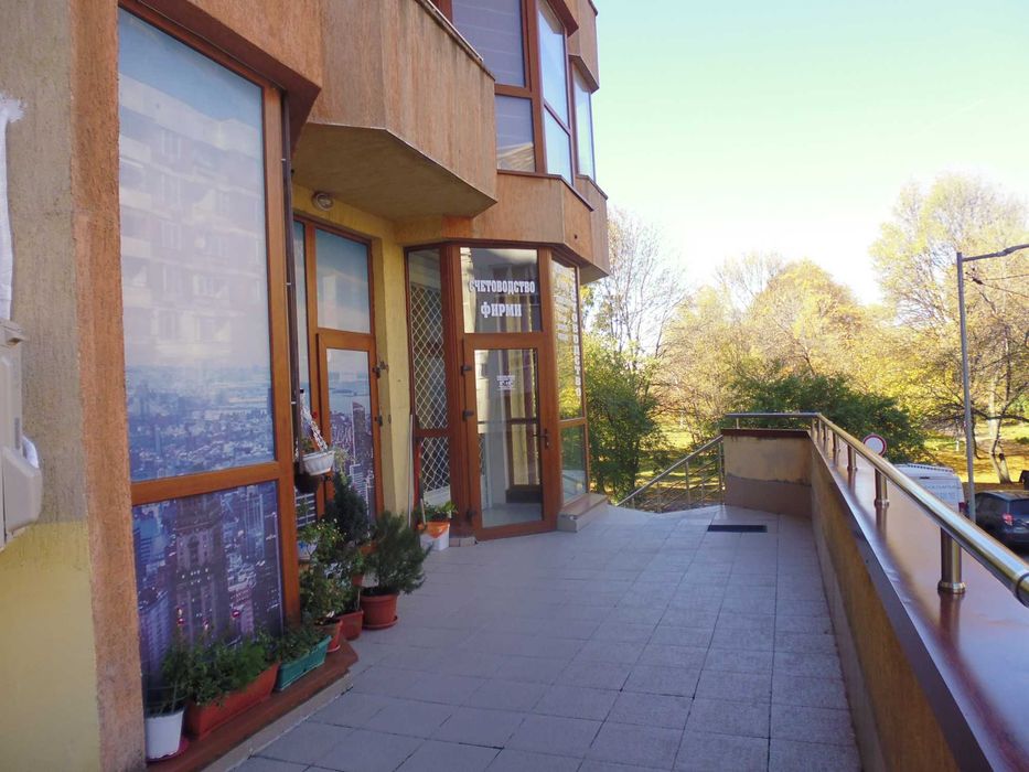 Дава се под наем Офис в София, Люлин 3 - 45 кв.м за 310 € - Снимка #1