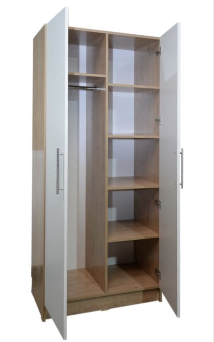 Продается Распашной шкаф