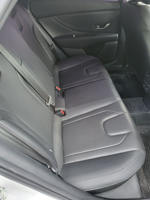 Хундай элантра .