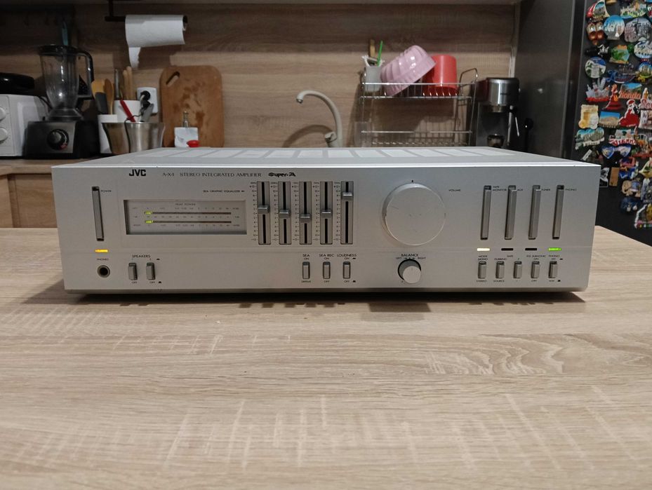 Усилвател JVC AX4