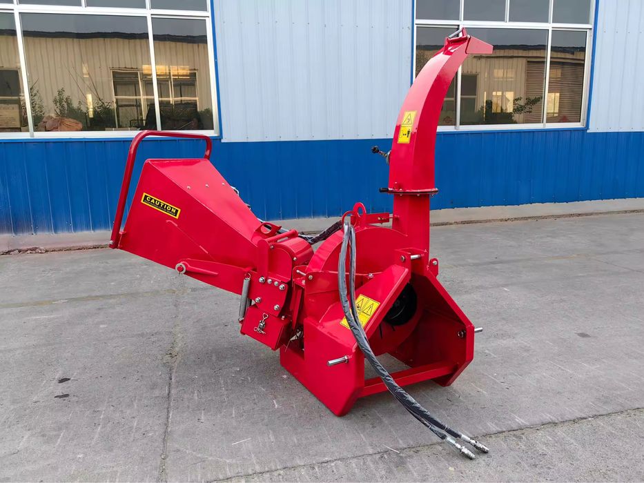 Измелчитель древесины BX 62R