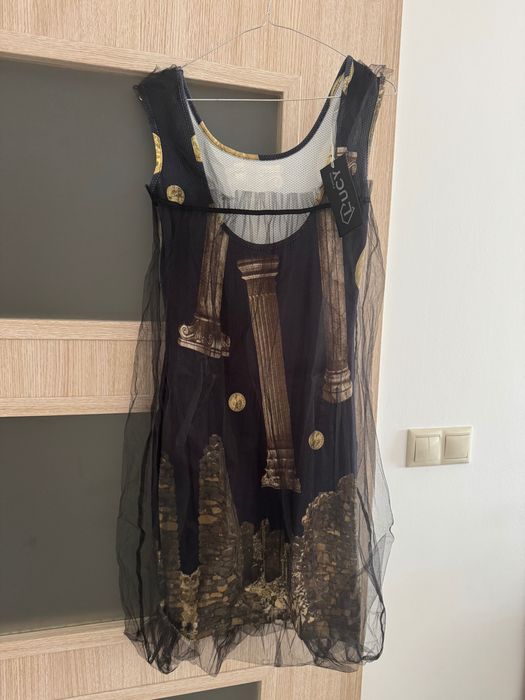 Официална рокля Lucy