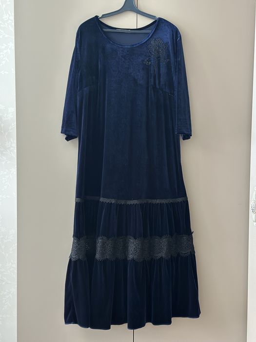 Продам платья б/у в отличном состоянии