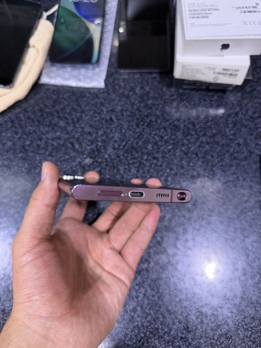 samsung s22 ultra holati zor 12.256g karea  holati ideal