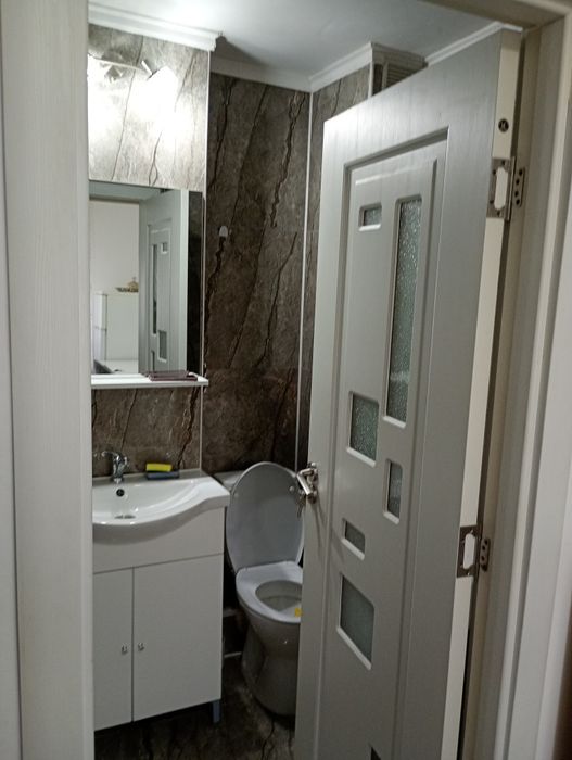 Închiriez apartament cu 1 cameră în orașul Călan vis â vis de Penny