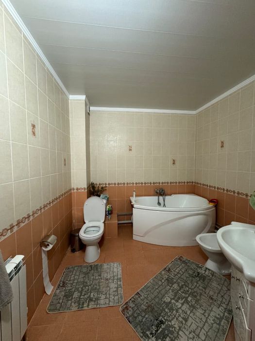 Продается коттедж в центре города по ул. Аксункар 7