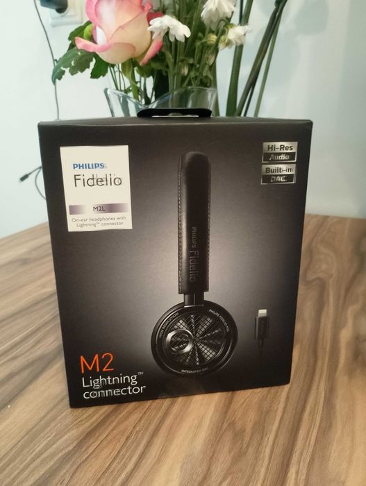 Слушалки за Iphone Philips Fidelio