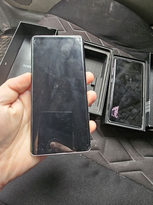 Samsung s10+ plus 2ta bor Vyetnam