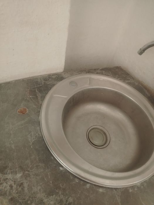 Кухонный. Ест сломанные детали