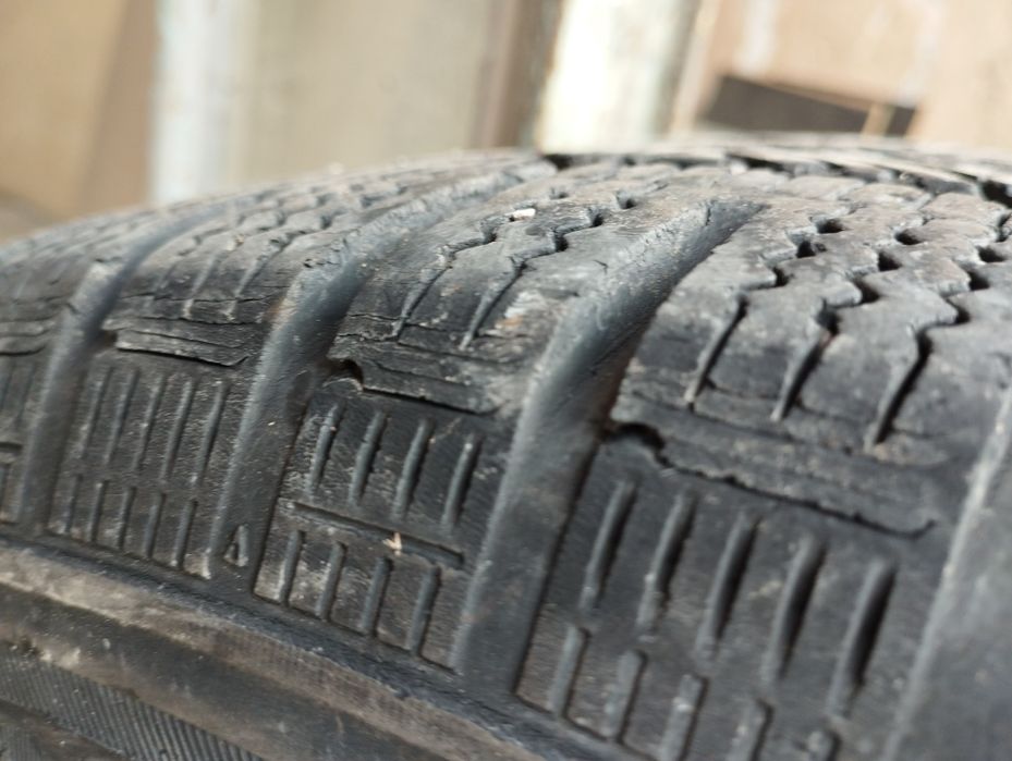 Зимни гуми за бус 235/65/R16C