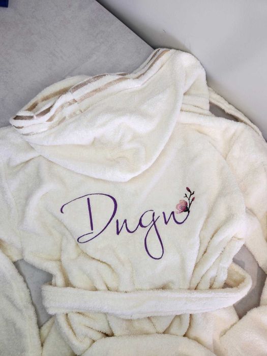 Халат с бродерия по ваш дизайн