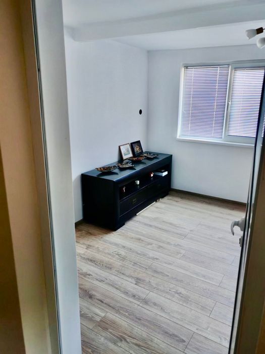 Продава се Къща в София, Младост 3 - 159 кв.м за 434 €/кв.м - Снимка #7