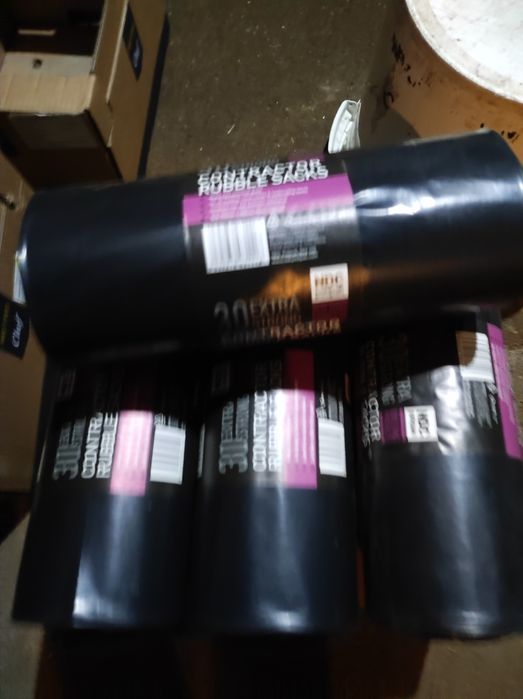 Saci  rezistent pentru moloz 90 litri un sac