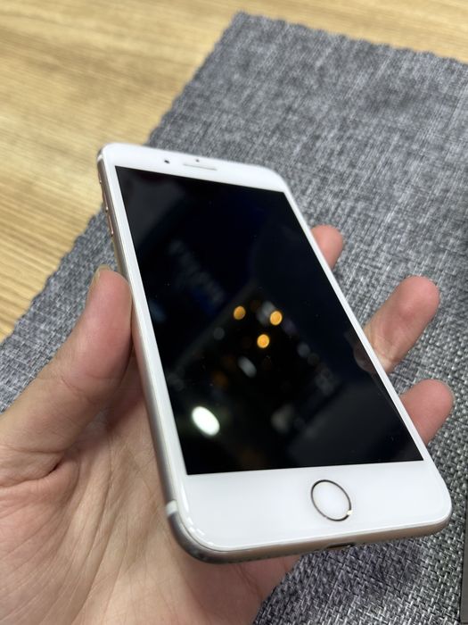 iPhone 7plus 128 gb korobka