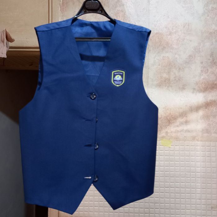 Школьная форма новая