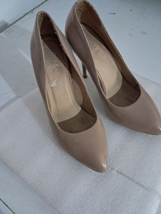 Продам туфли красивые